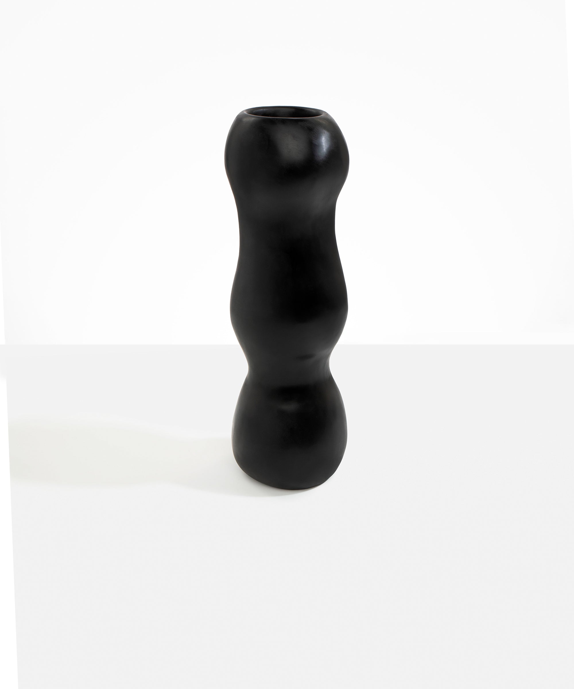 Classic Decorative Vase for Everyday Home Styling Style 4 - Image 2