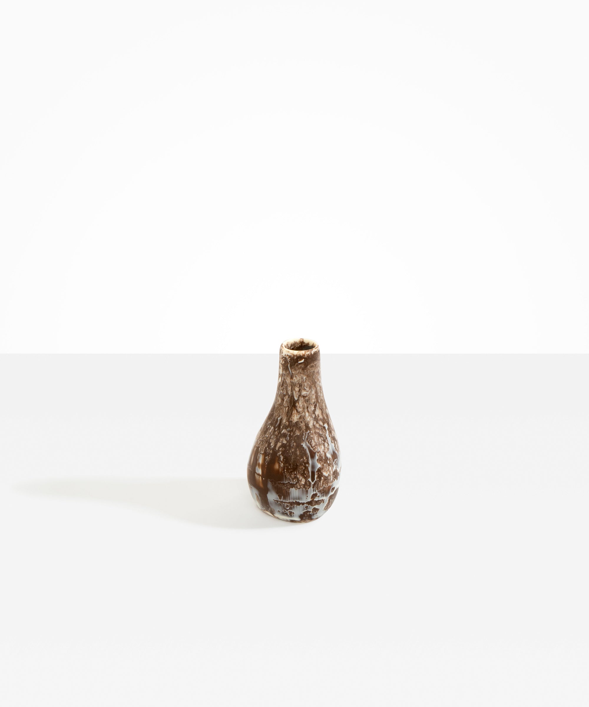 Balanced Decorative Vase for Everyday Home Styling Style 2 - Image 5